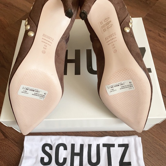 Beautiful boots - Picture 6 of 10